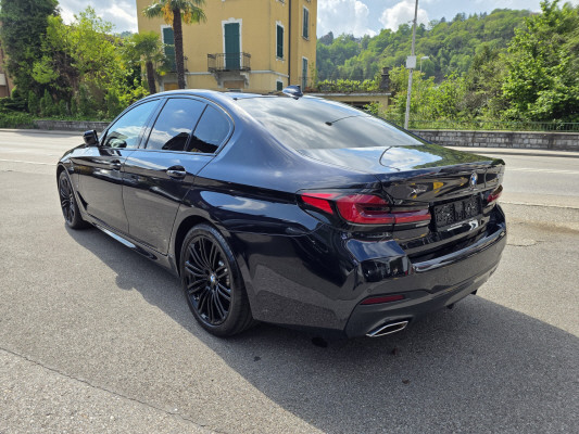 BMW 530e xDrive M Sport-image-5