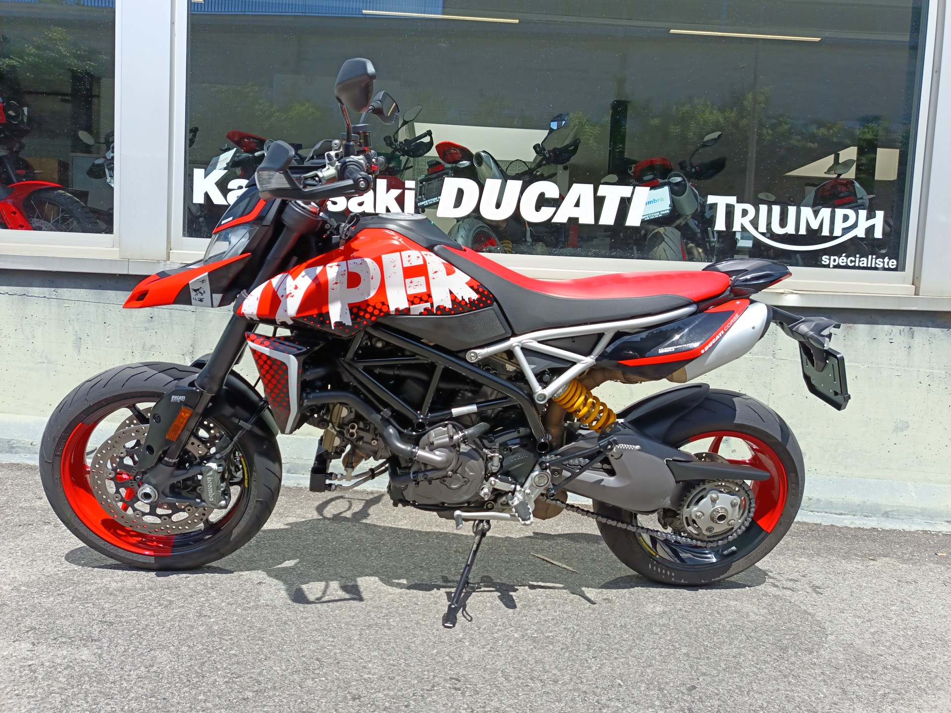 DUCATI Hypermotard 950 RVE-showroom-element-3