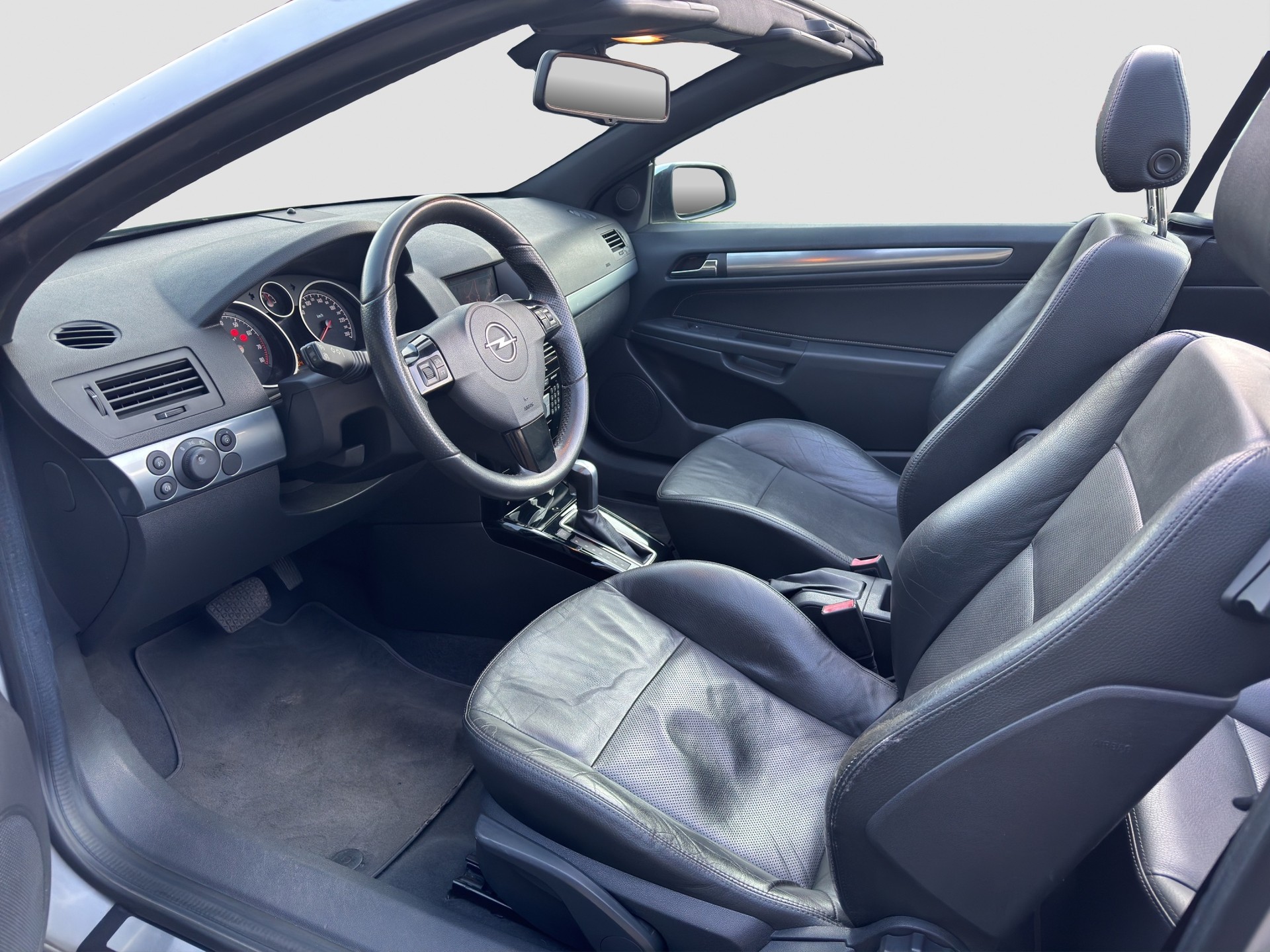 OPEL Astra TT 1.8i 16V Cosmo-image-8