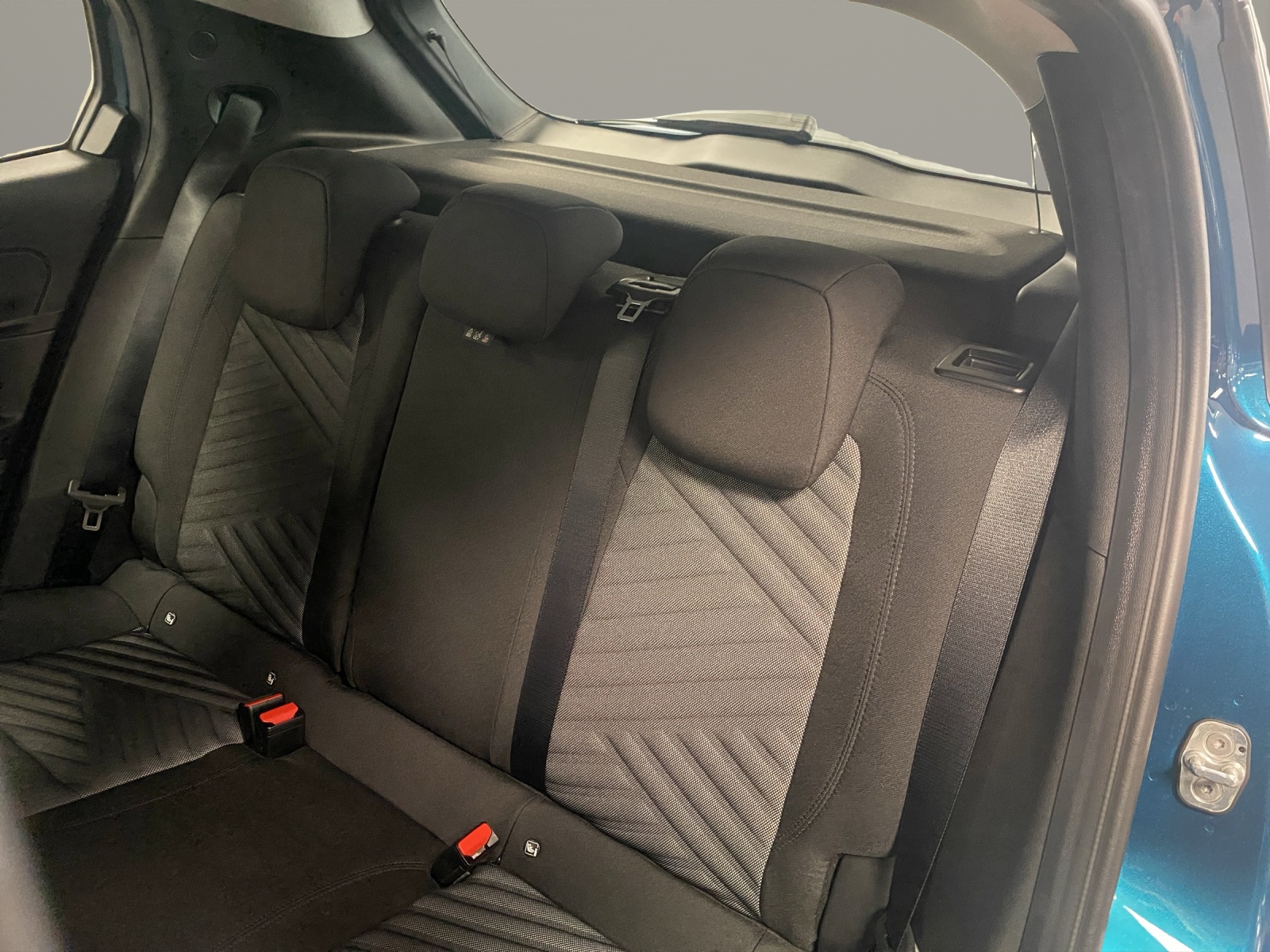 FIAT 600 1.2 Hybrid 136 Swis-image-10