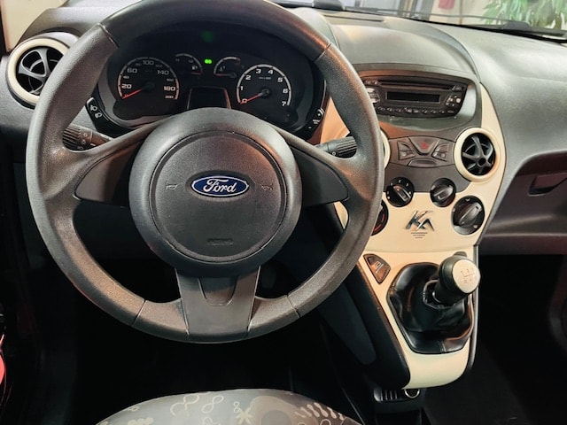 FORD KA 1.25 Ambiente-image-4