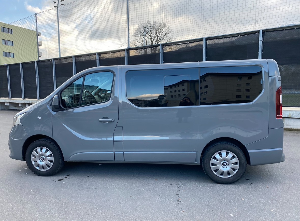 RENAULT Trafic ENERGY dCi 125 Passenger Life-image-4