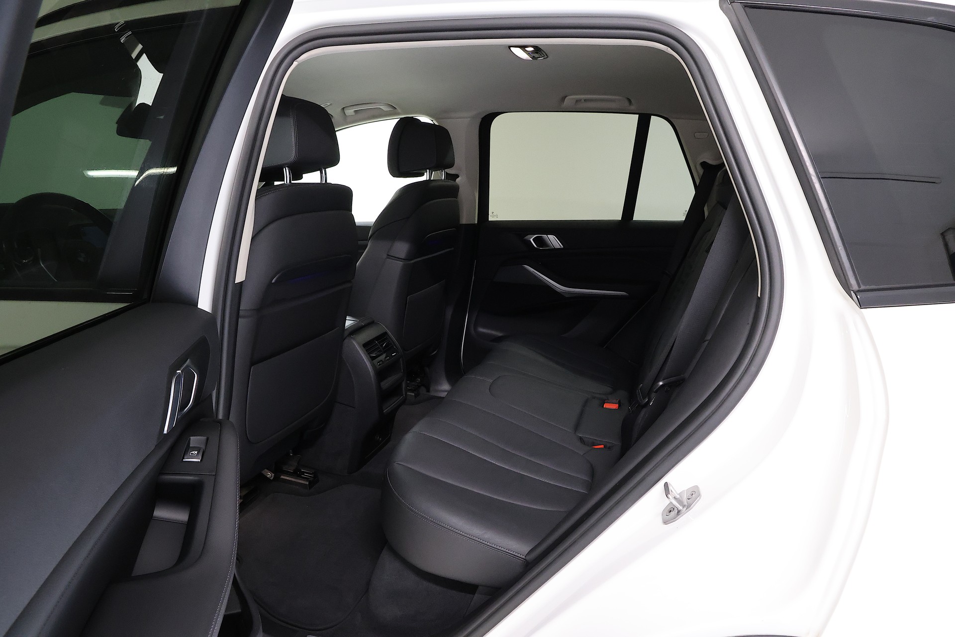 BMW X5 xDrive 30d Steptronic-image-13