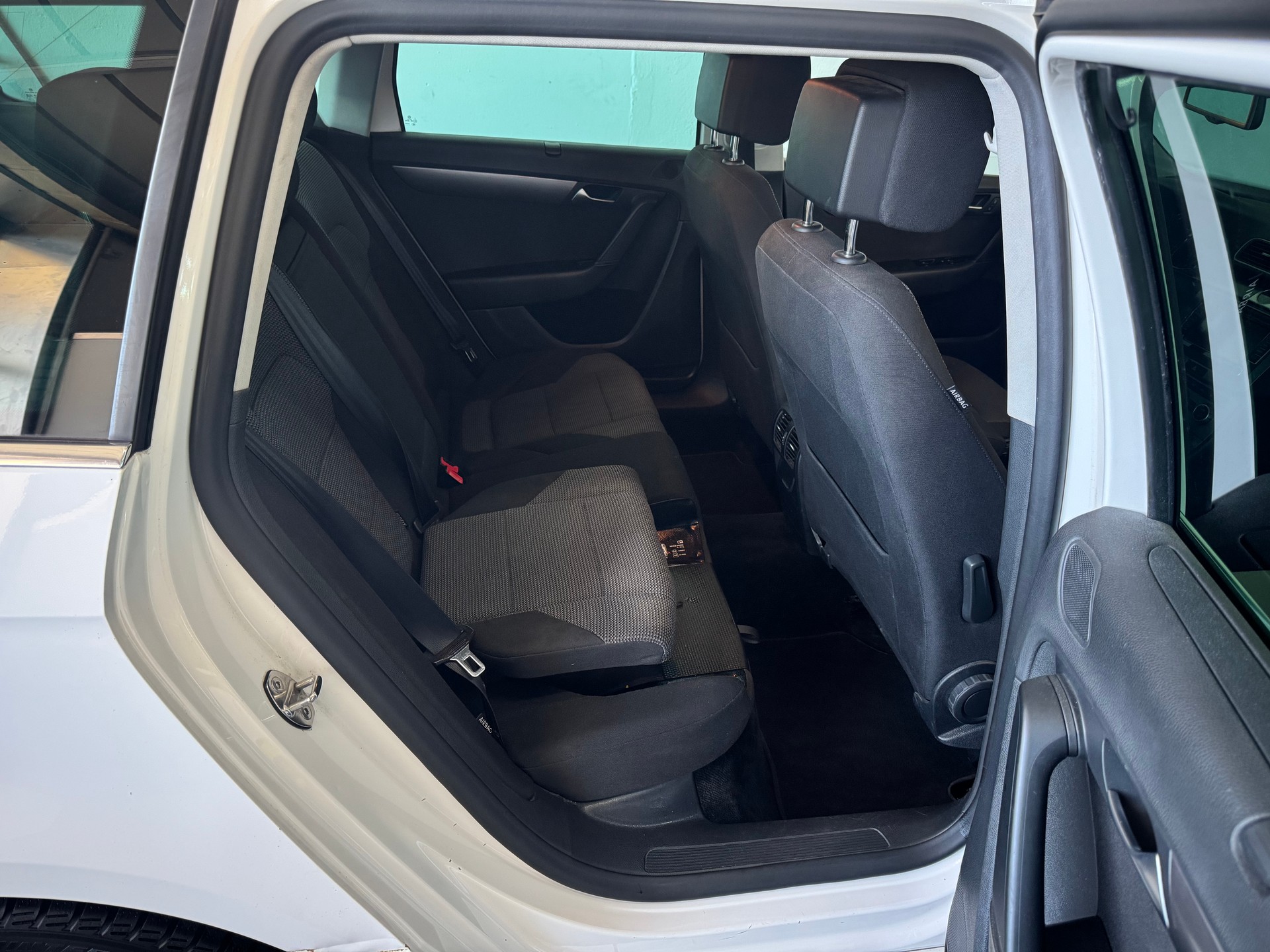 VW Passat Variant 2.0 TDI BMT Comfortline 4MDSG-image-20