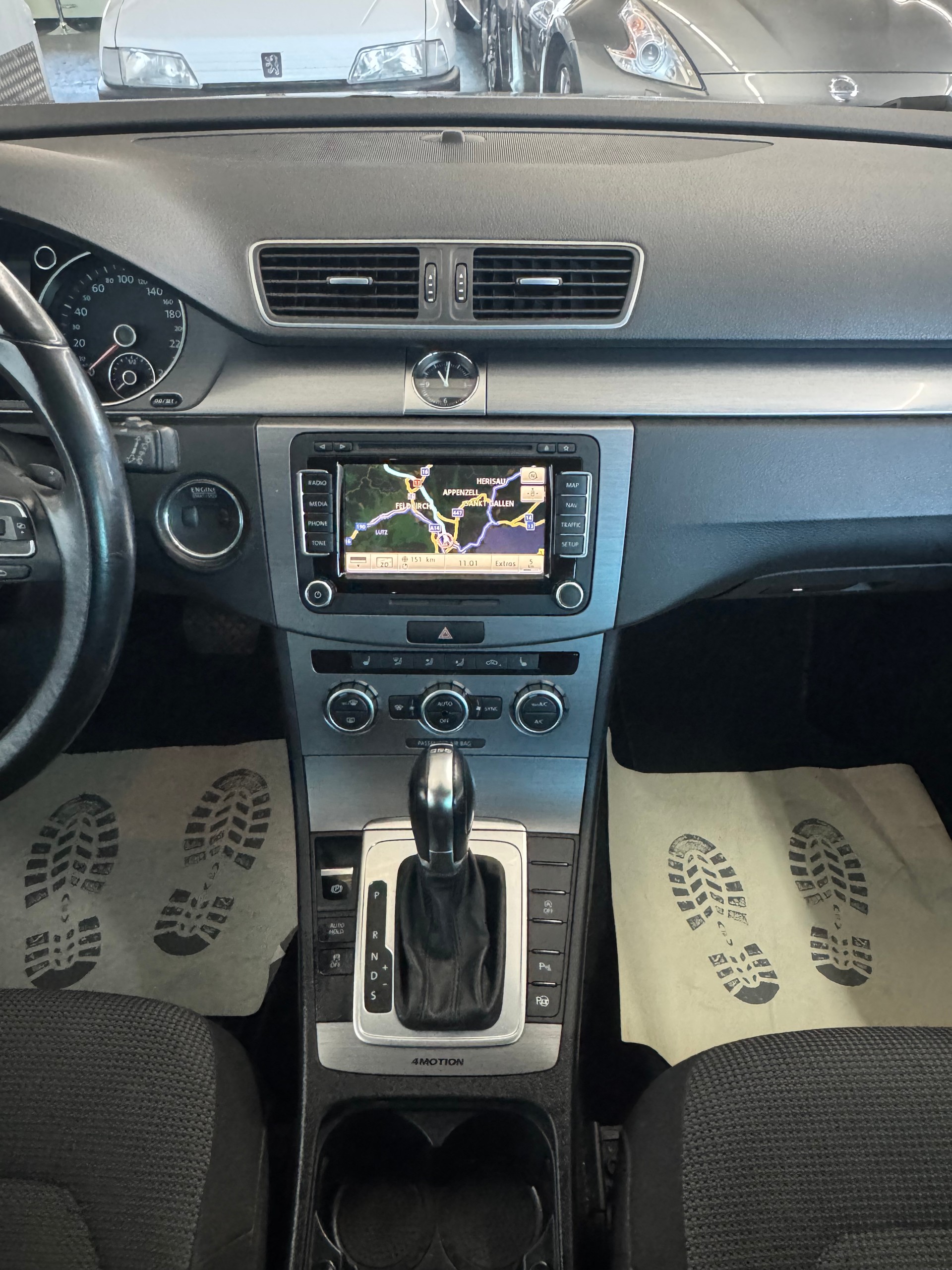 VW Passat Variant 2.0 TDI BMT Comfortline 4MDSG-image-16