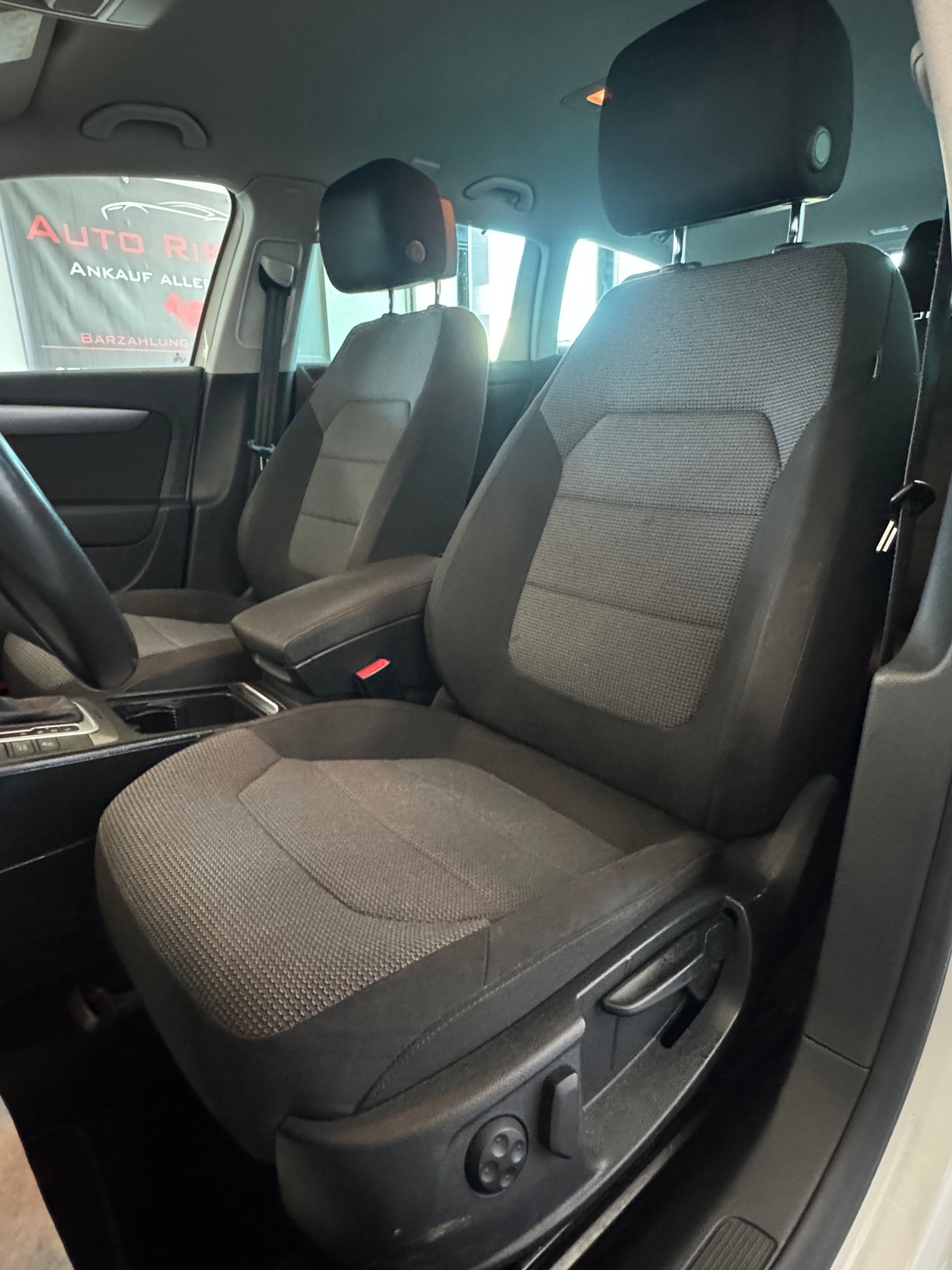 VW Passat Variant 2.0 TDI BMT Comfortline 4MDSG-image-13
