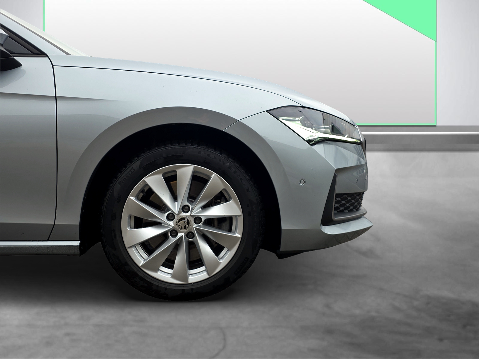 SKODA Superb Combi 2.0 TDi Selection 4x4 DSG-image-14