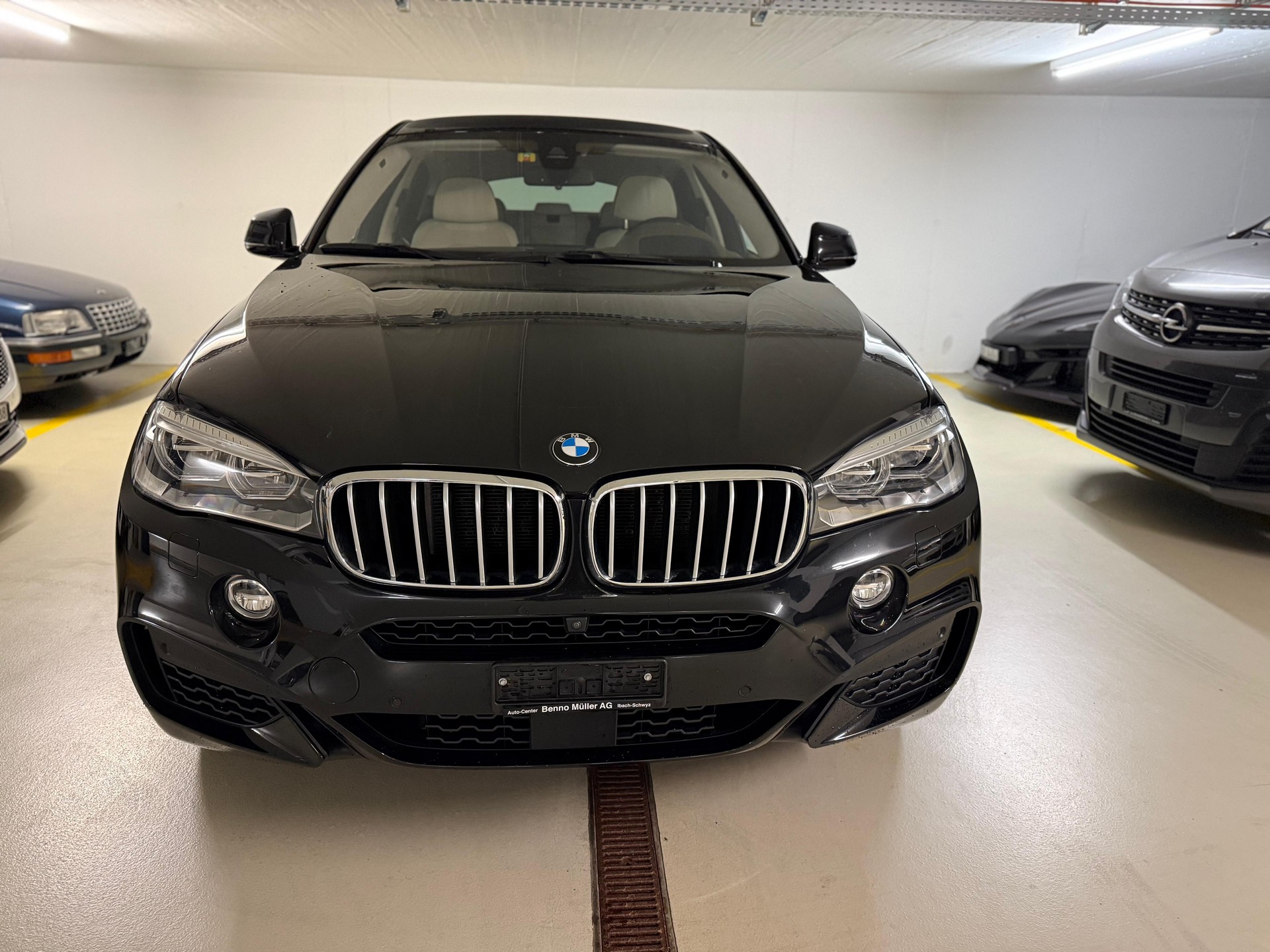 BMW X6 xDrive 50i Steptronic-image-1