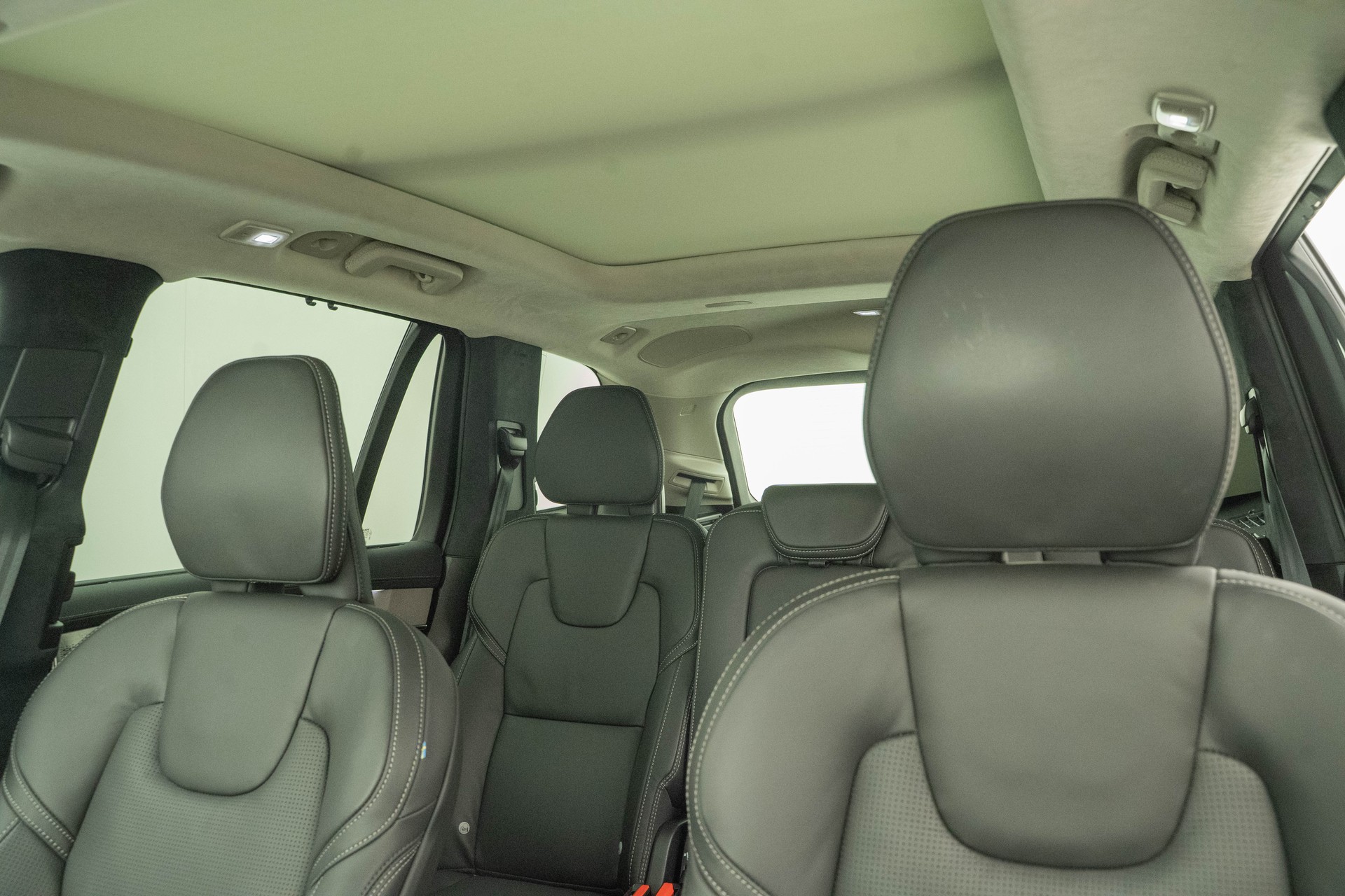 VOLVO XC90 2.0 T8 TE Ultra Dark eAWD-image-9