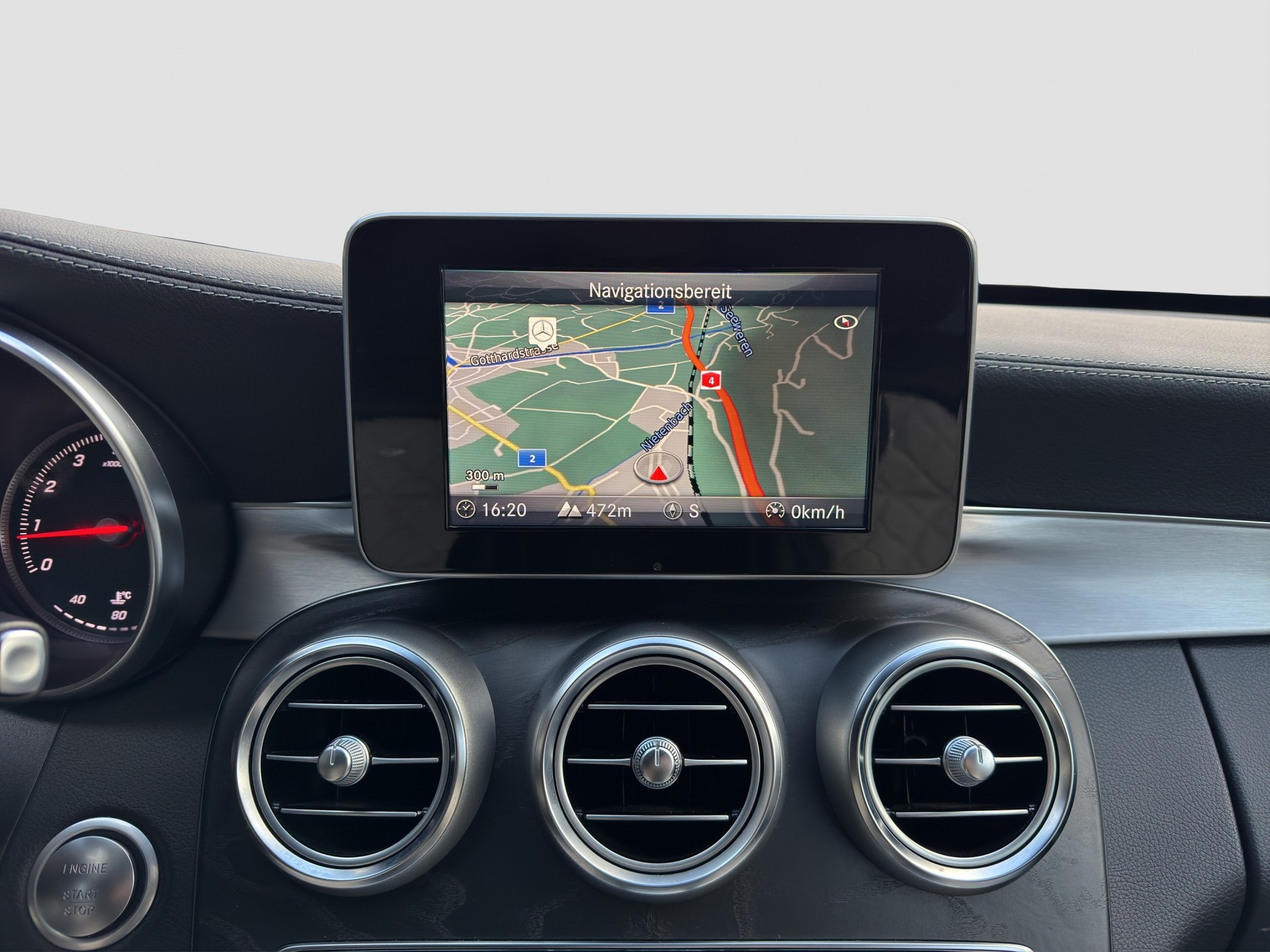 MERCEDES-BENZ C 200 AMG Line 4Matic 9G-Tronic (Designo)-image-5