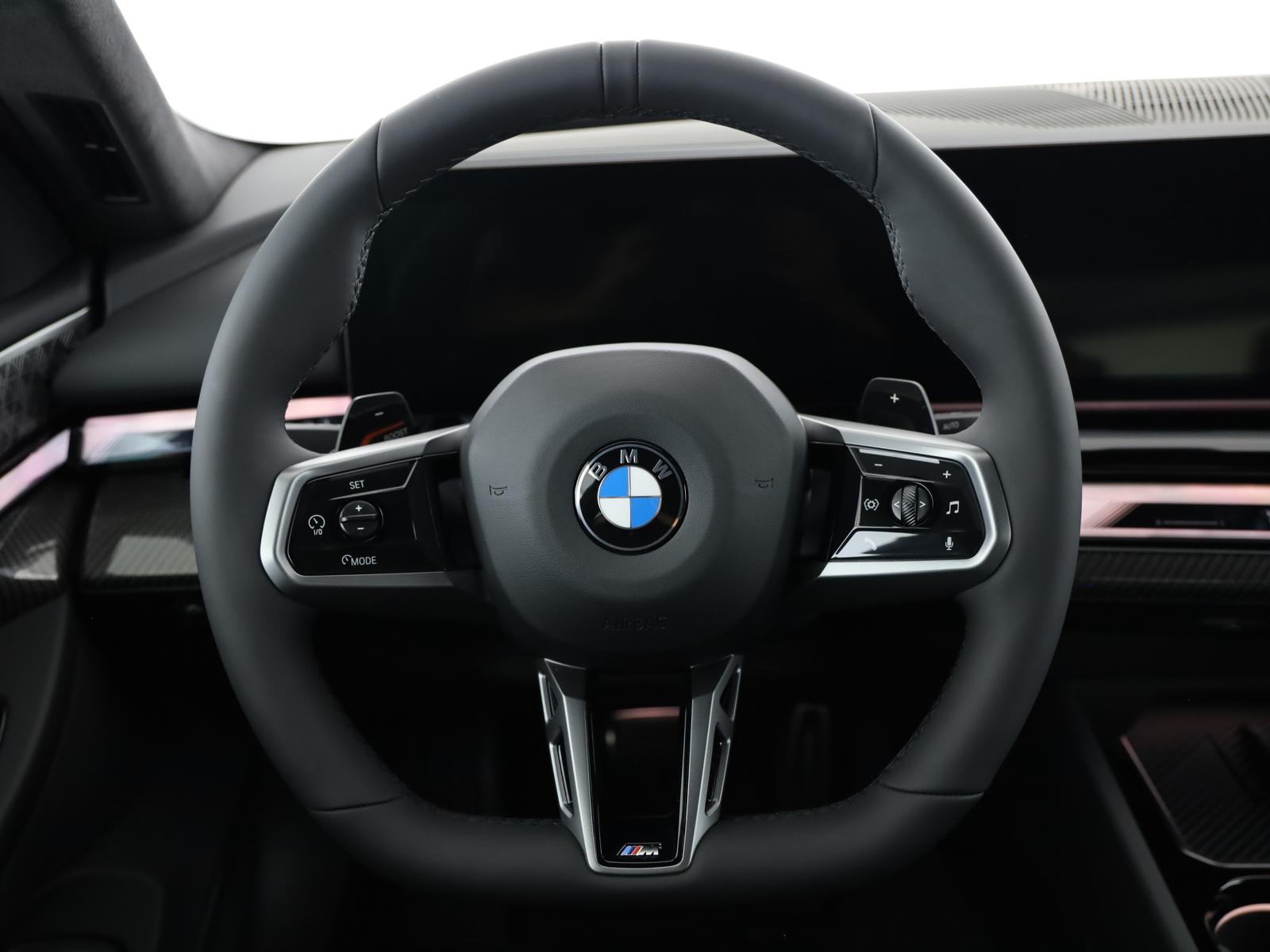 BMW 540d xDrive M Sport Pro-image-16