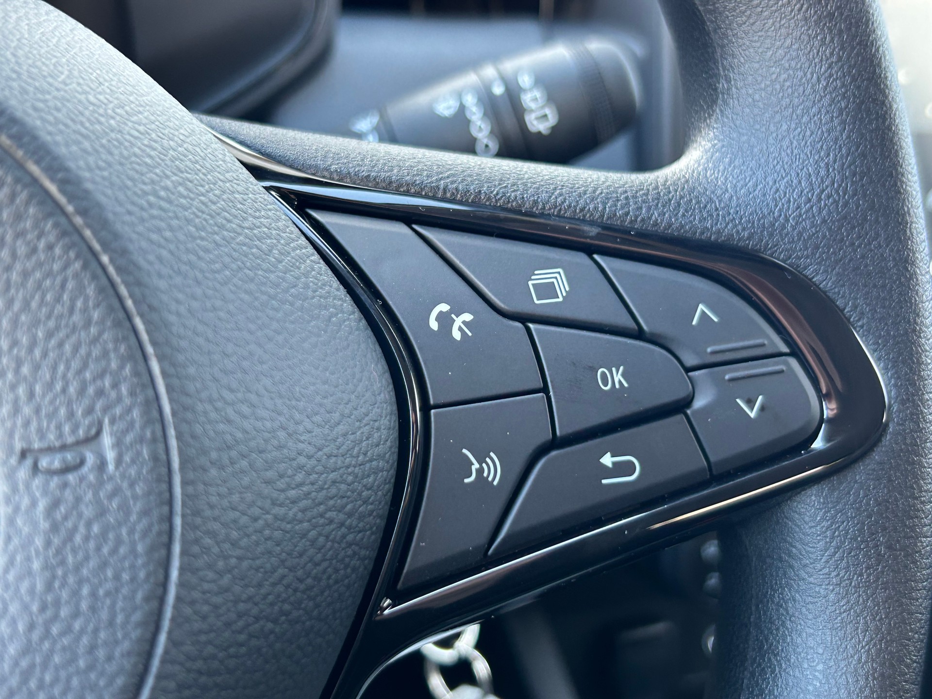 MITSUBISHI Colt 1.0 Inform-image-11
