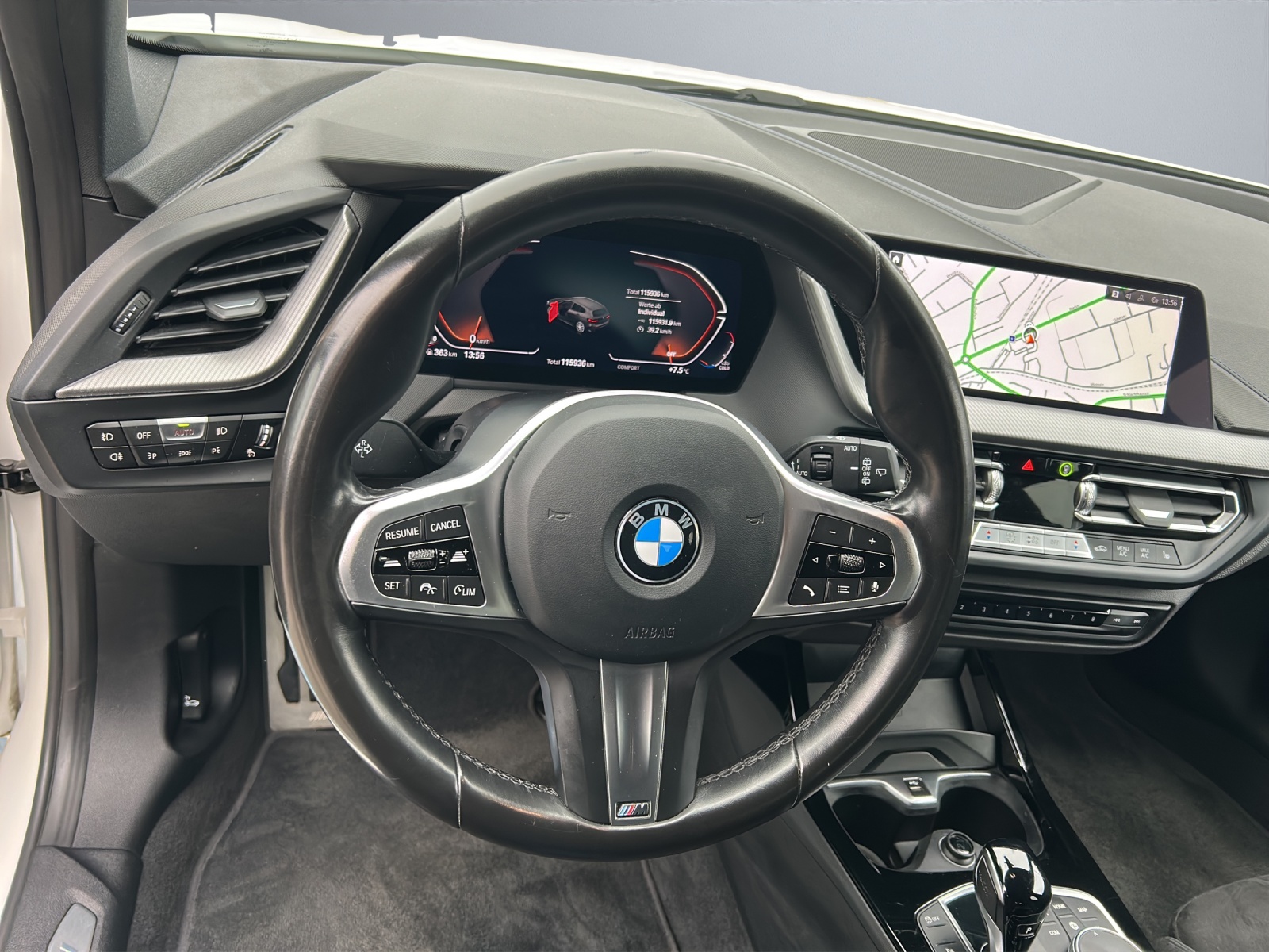 BMW 120i Pure M Sport Steptronic-image-19