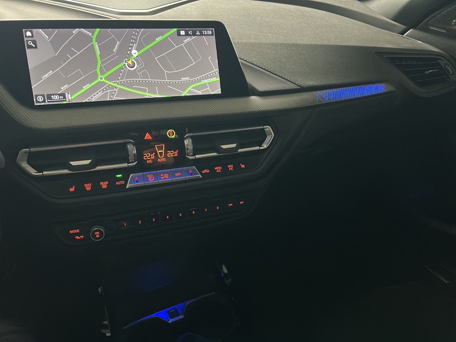 BMW 120i Pure M Sport Steptronic-image-27