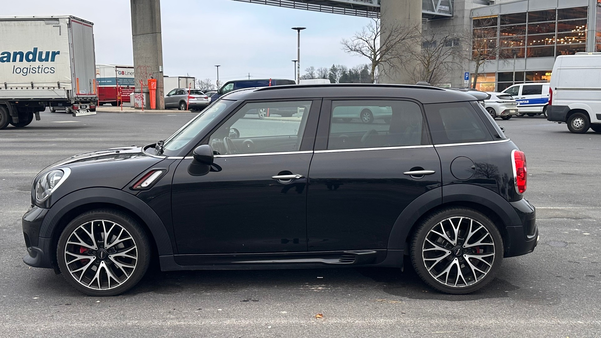 MINI Countryman John Cooper Works ALL4 Steptronic-image-5