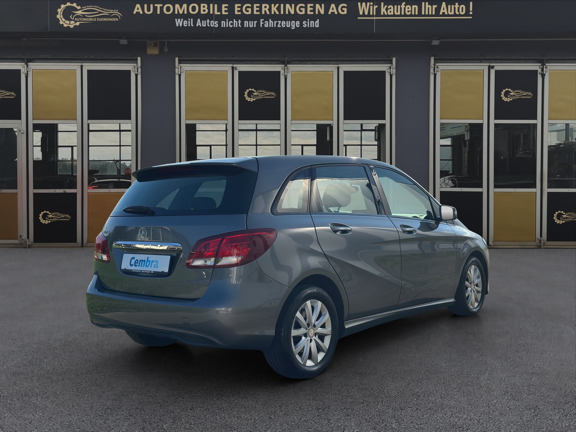 MERCEDES-BENZ B 200-image-4
