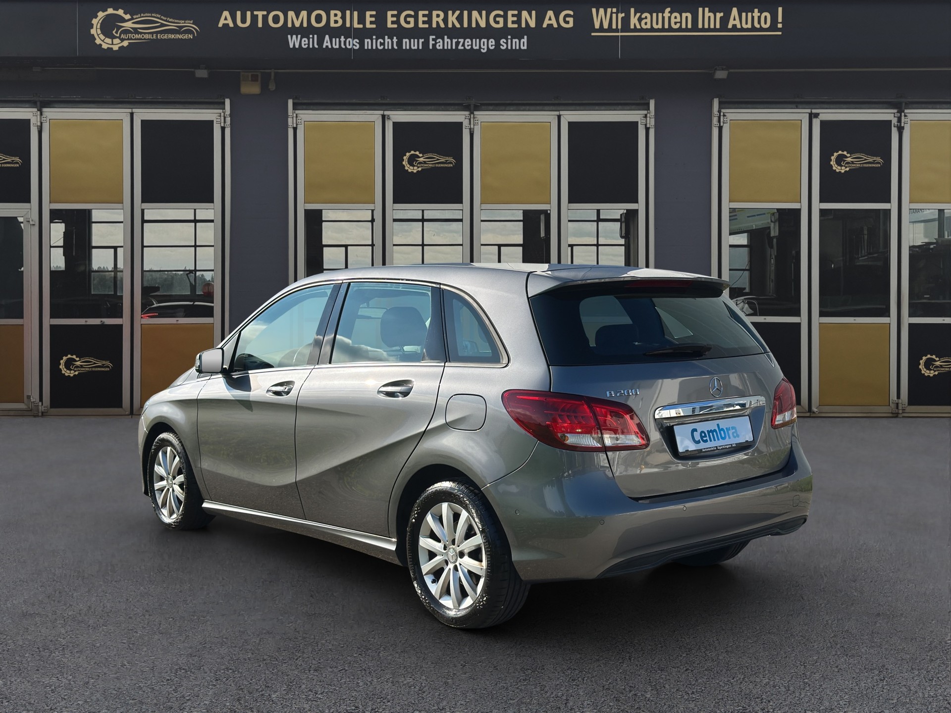 MERCEDES-BENZ B 200-image-6