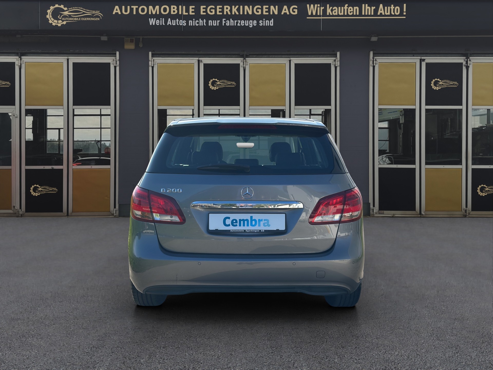 MERCEDES-BENZ B 200-image-5