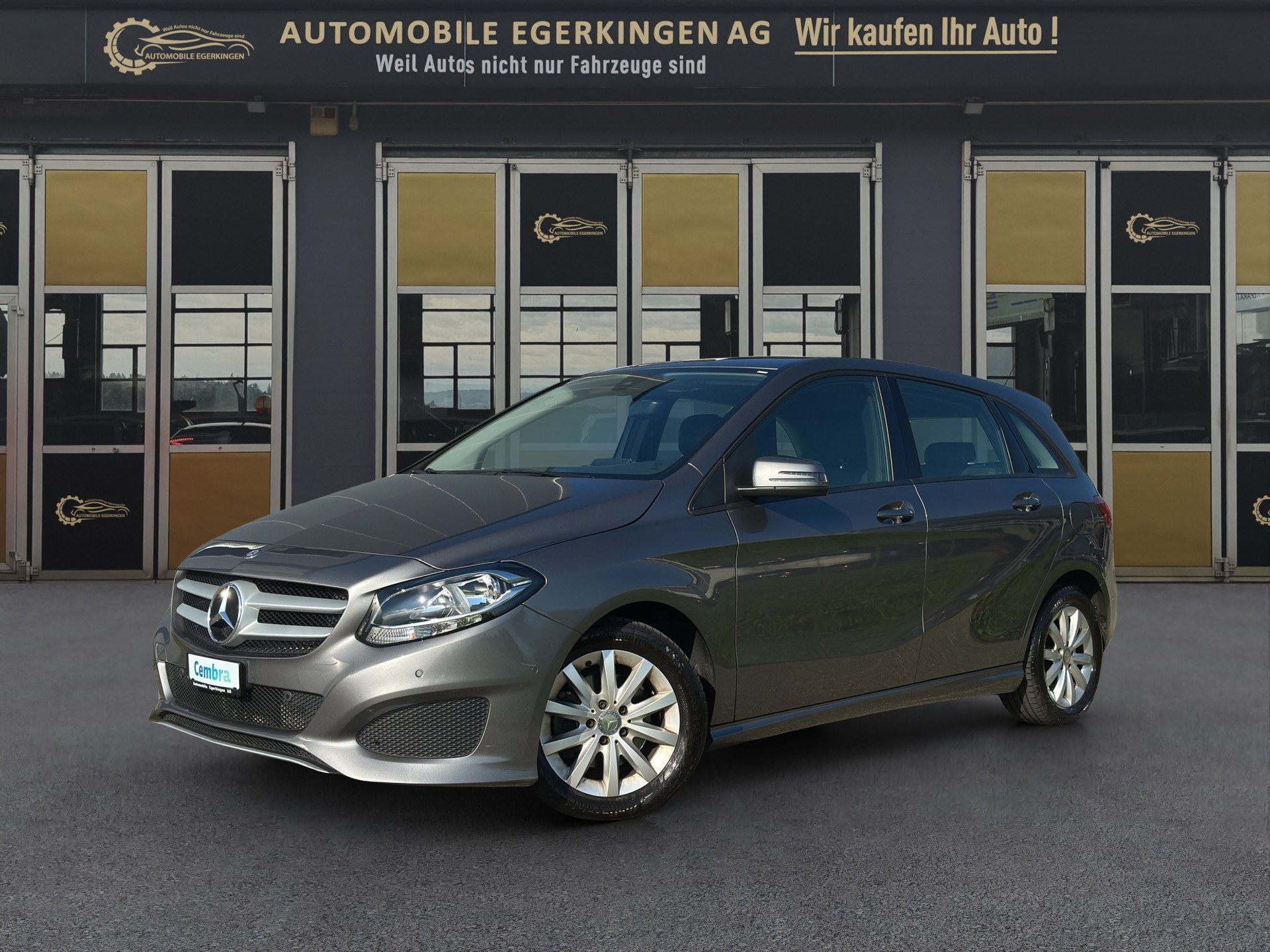 MERCEDES-BENZ B 200-image-0
