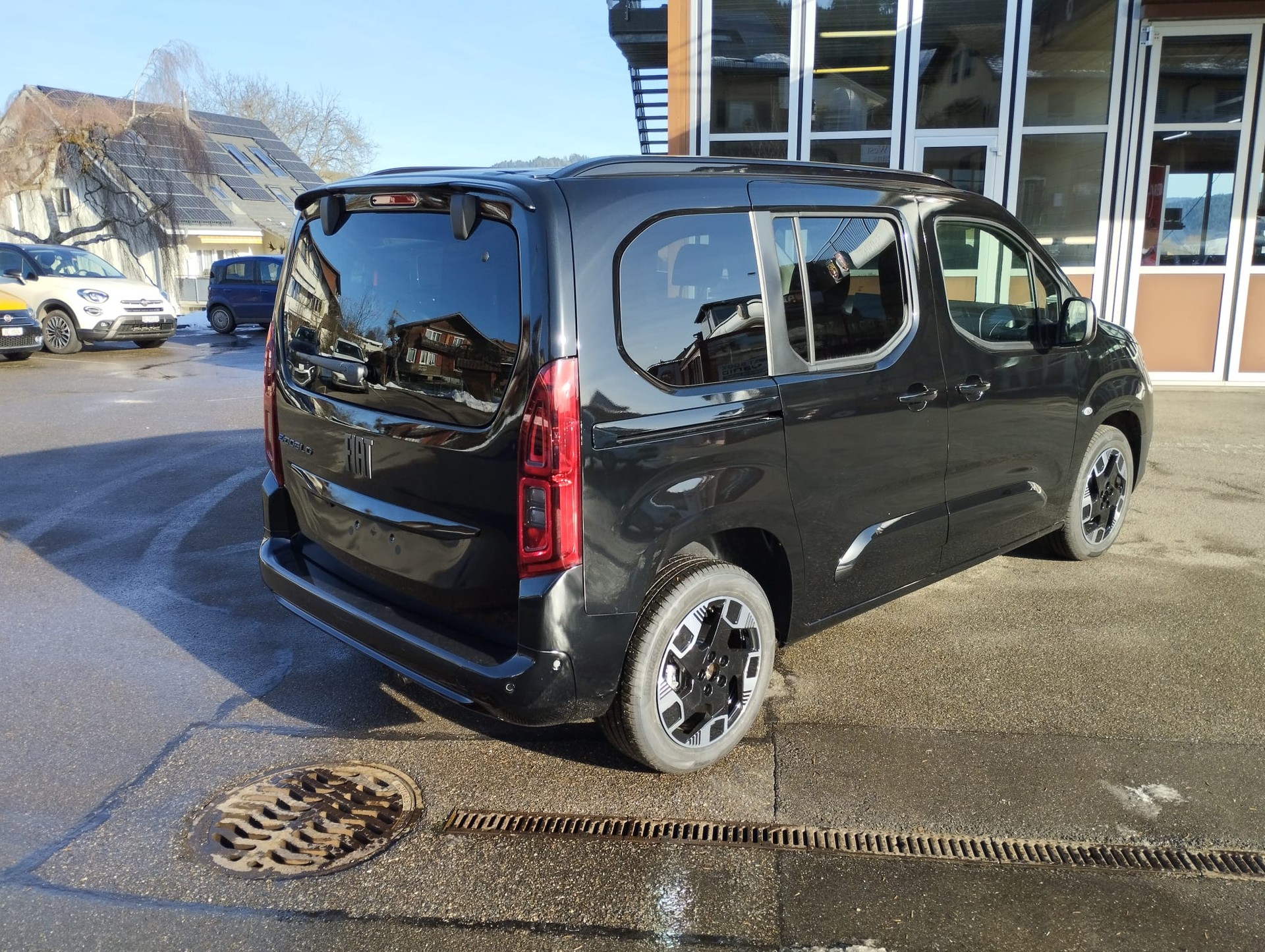 FIAT E-Doblò Elektro 100kW Lounge-image-7