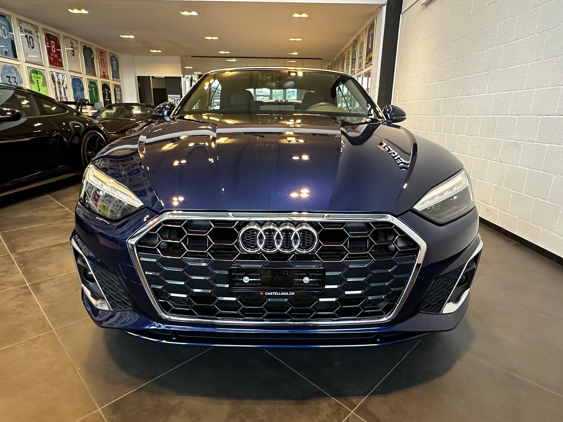 AUDI A5 Cabrio 40 TDI S-Line-image-7