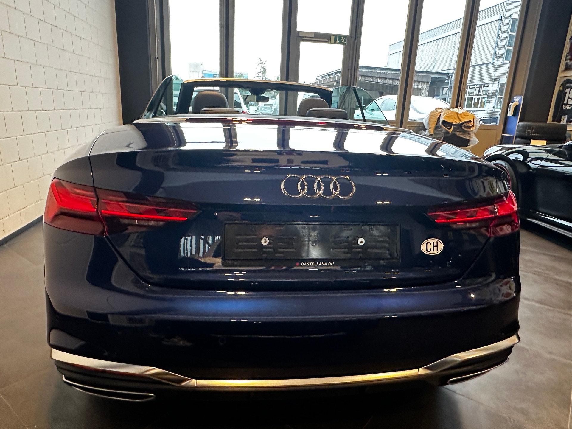 AUDI A5 Cabrio 40 TDI S-Line-image-3