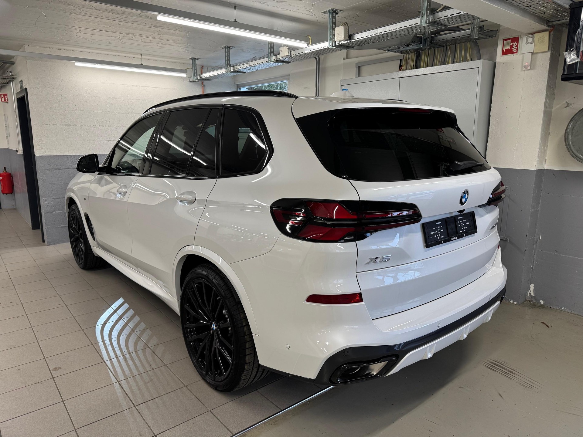 BMW X5 30d xDrive SAG-image-3