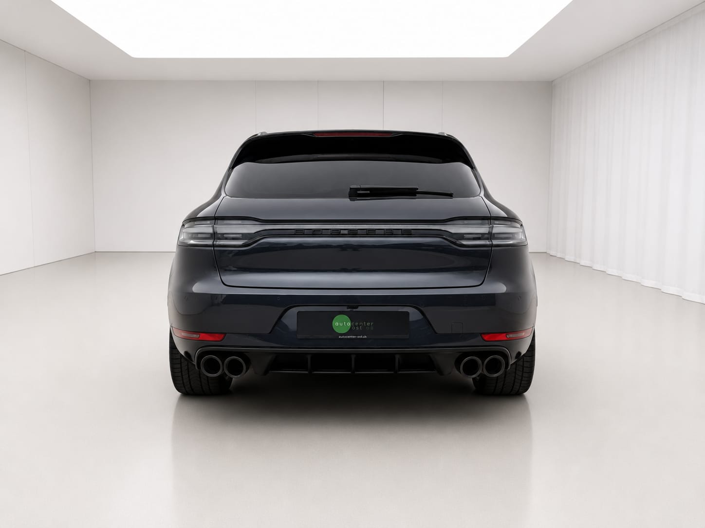 PORSCHE Macan GTS PDK-image-2