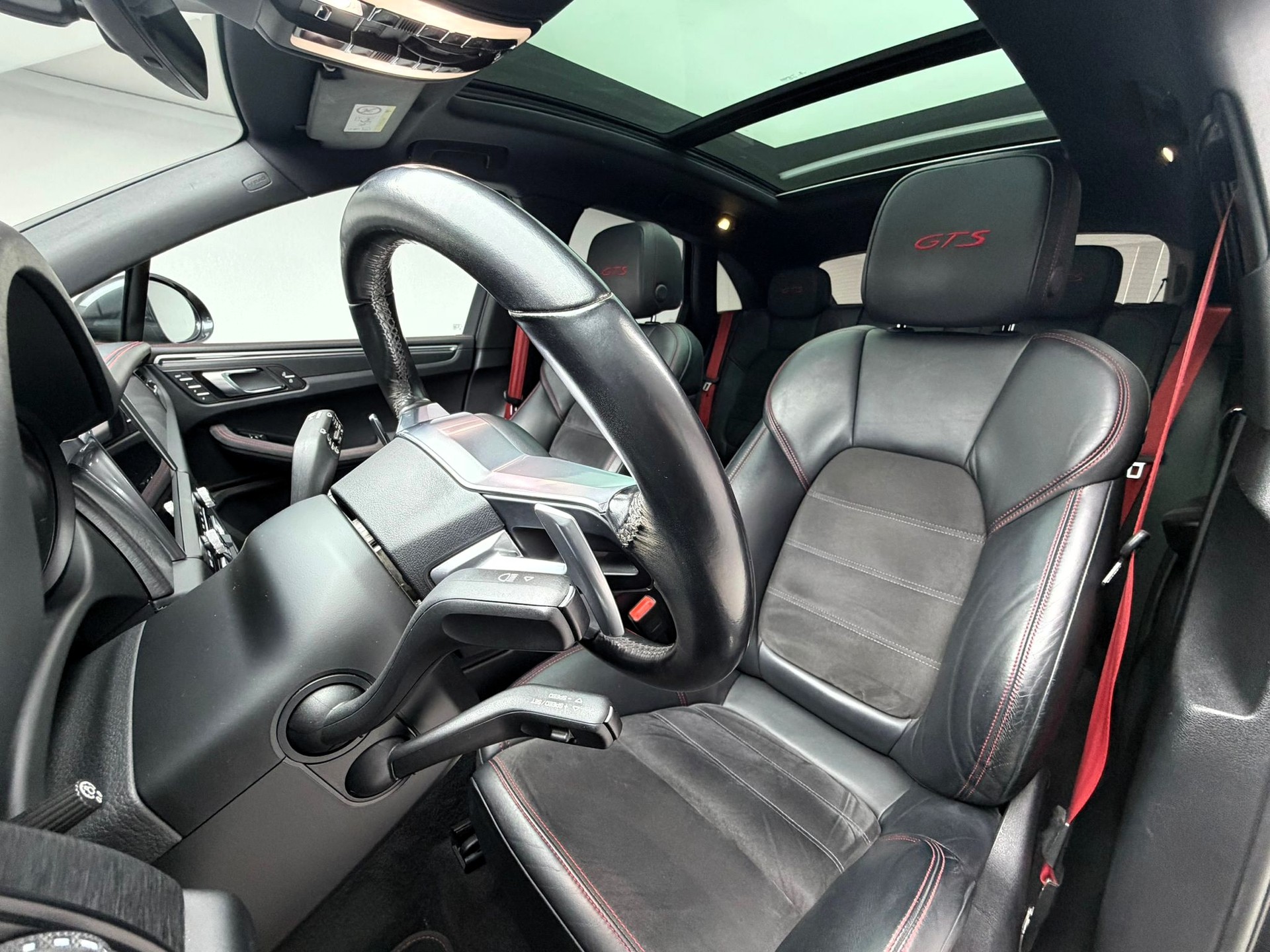 PORSCHE Macan GTS PDK-image-8