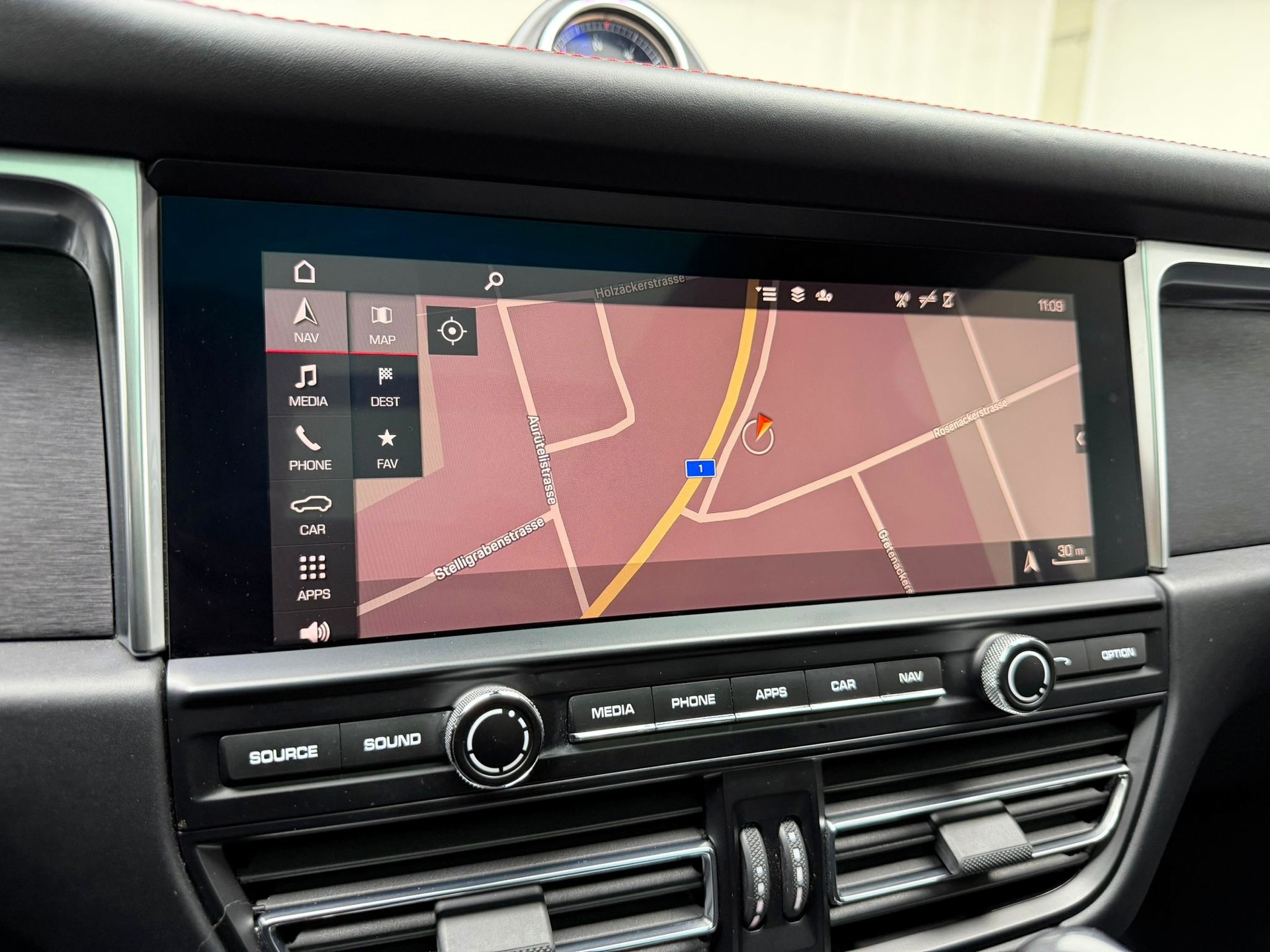 PORSCHE Macan GTS PDK-image-22