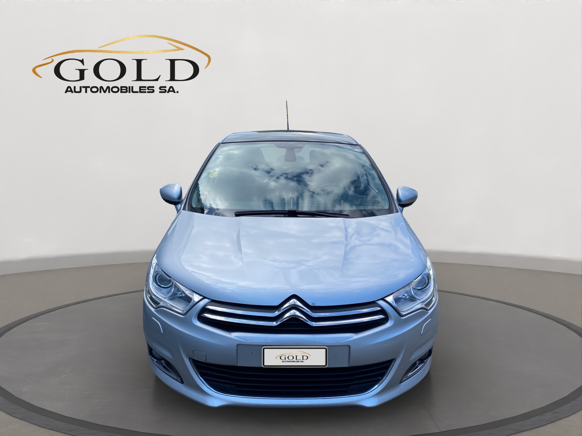 CITROEN C4 Berline 1.6 e-HDi Exclusive EGS6-image-12