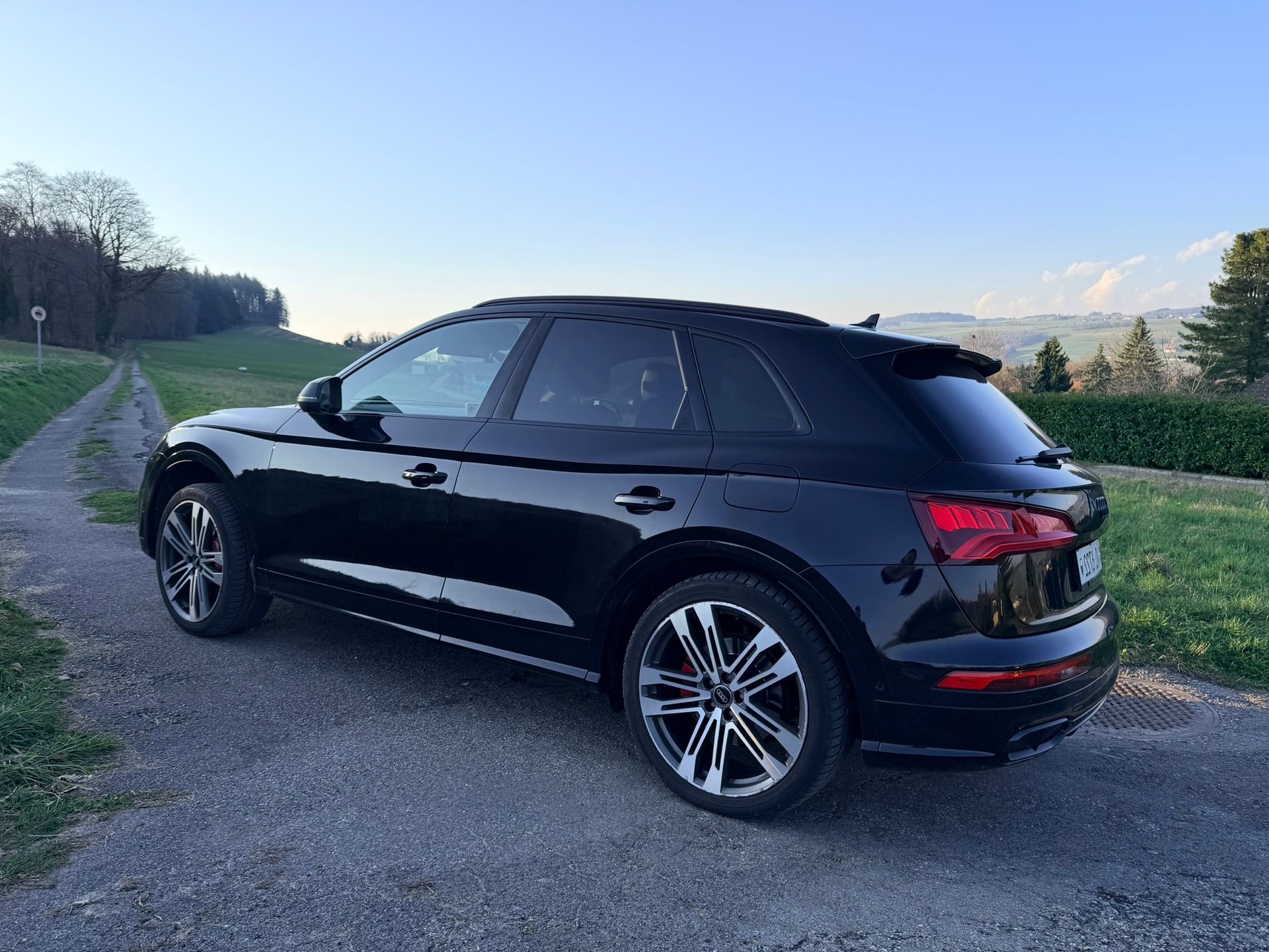 AUDI SQ5 3.0 TFSI quattro S-tronic-image-2