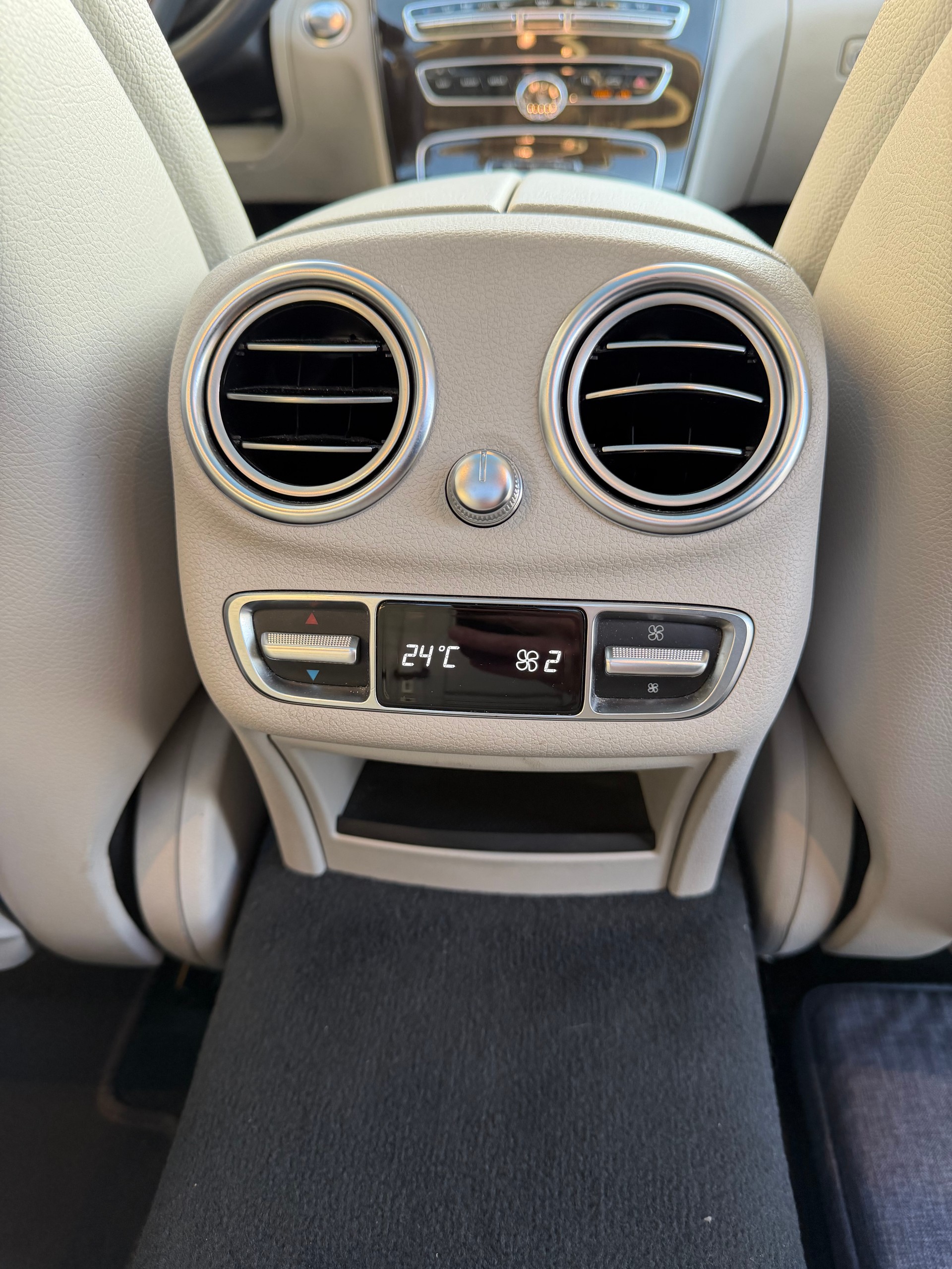 MERCEDES-BENZ C 400 4Matic 7G-Tronic-image-9
