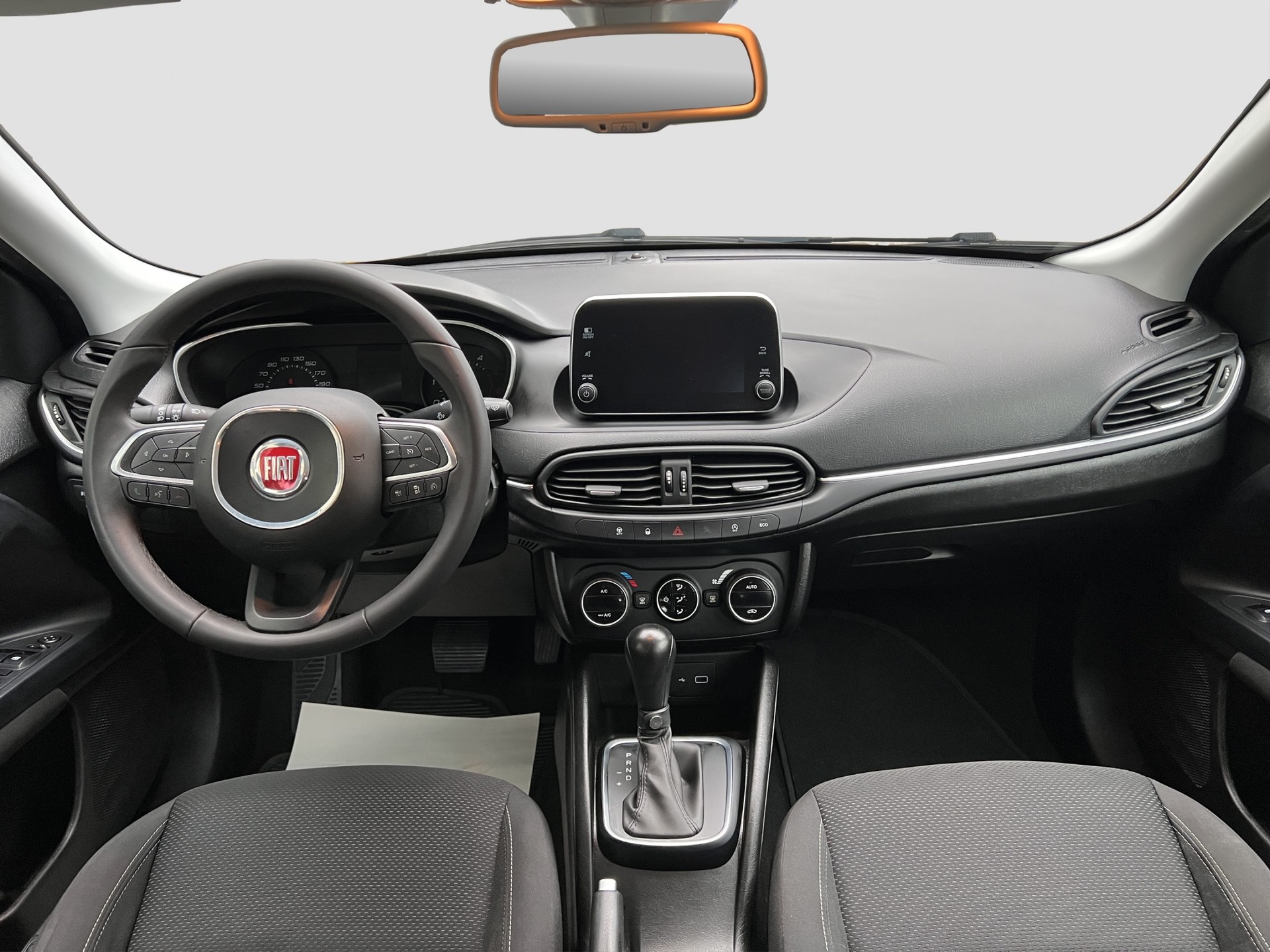 FIAT Tipo 1.6MJ Station Wagon Lounge DCT-image-11