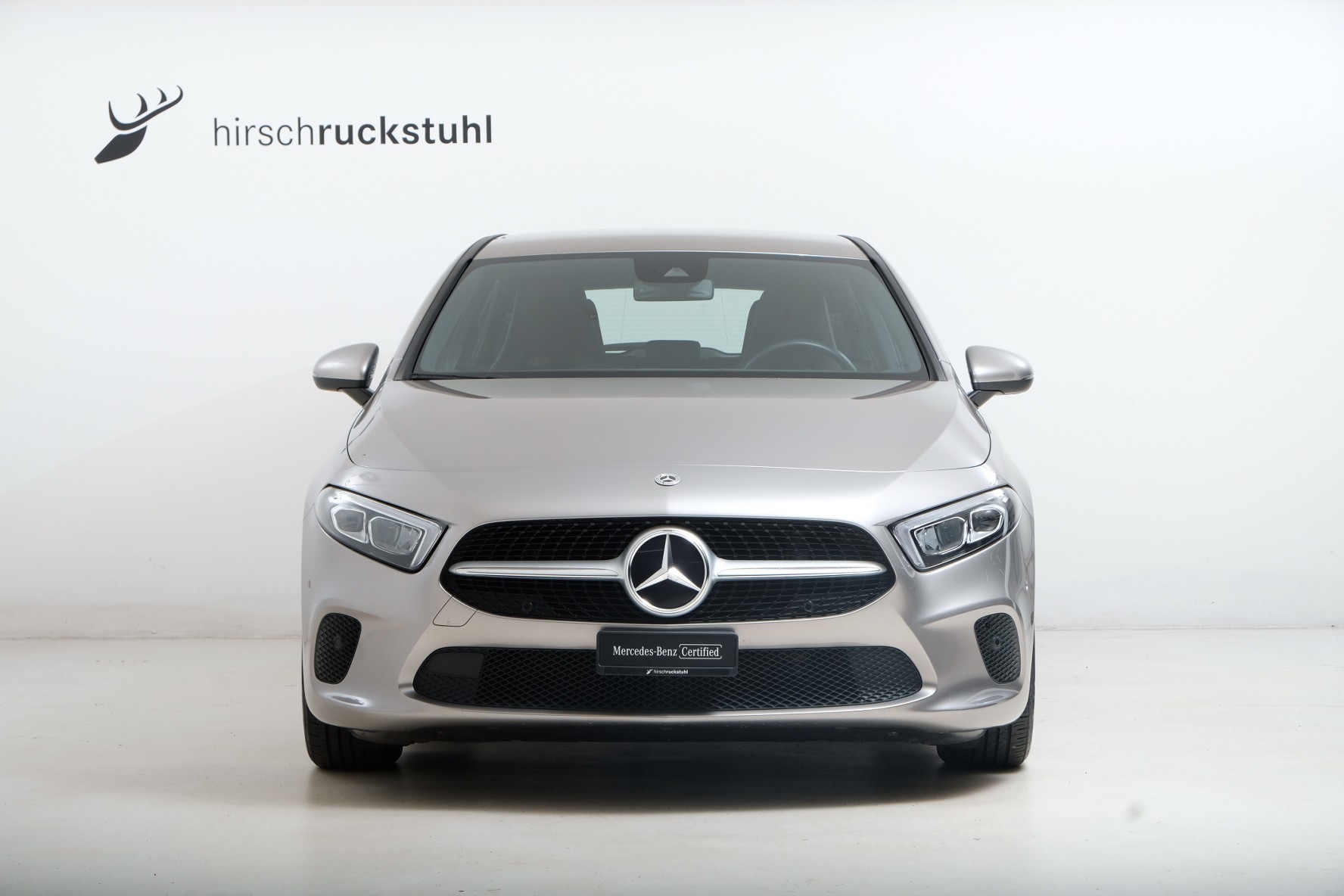 MERCEDES-BENZ A 220 Progressive 7G-DCT 4Matic-image-1