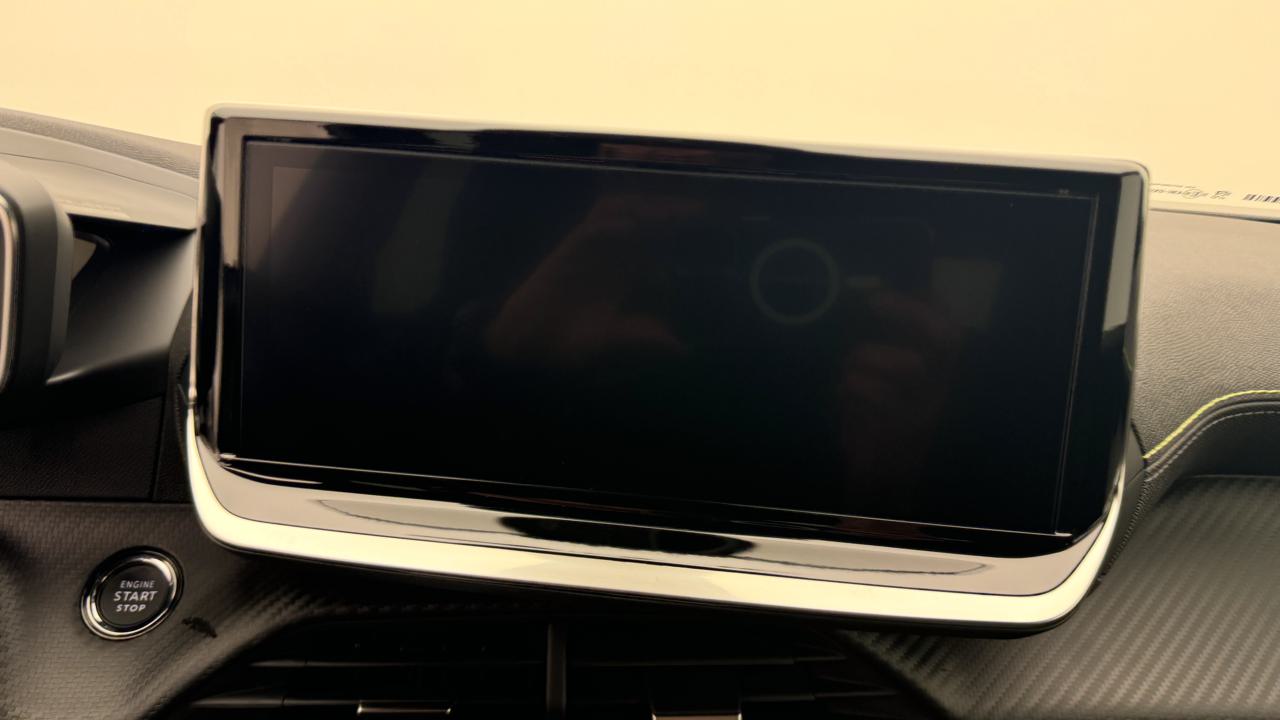 PEUGEOT 2008 156 e 54 kWh GT-image-7