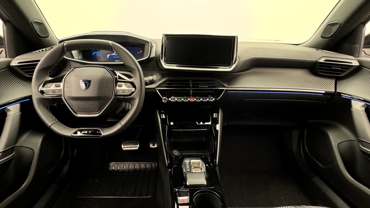 PEUGEOT 2008 156 e 54 kWh GT-image-5