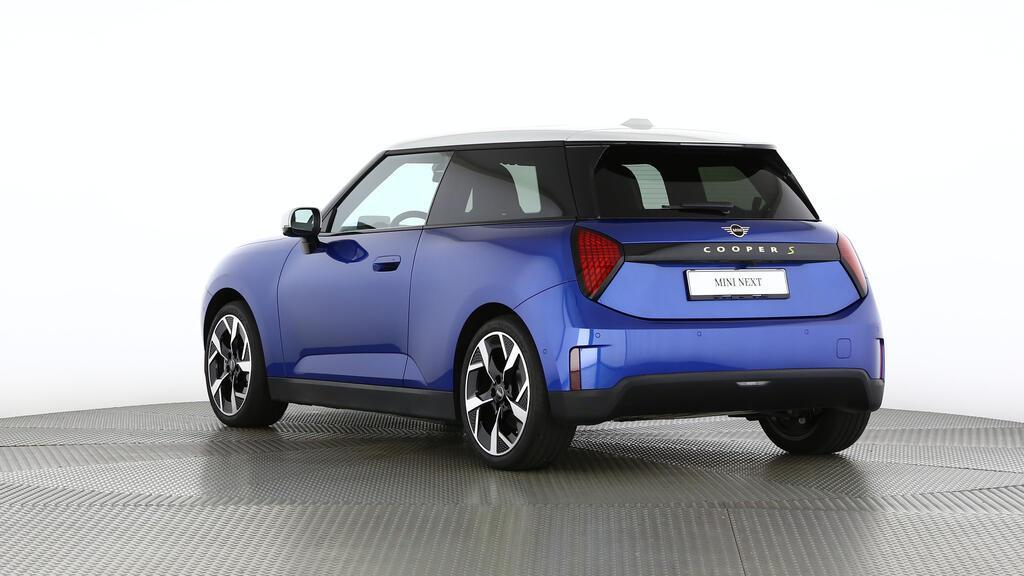 MINI Cooper SE-image-4