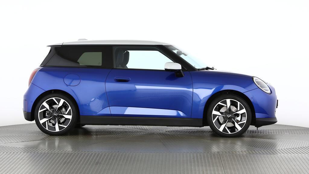 MINI Cooper SE-image-1