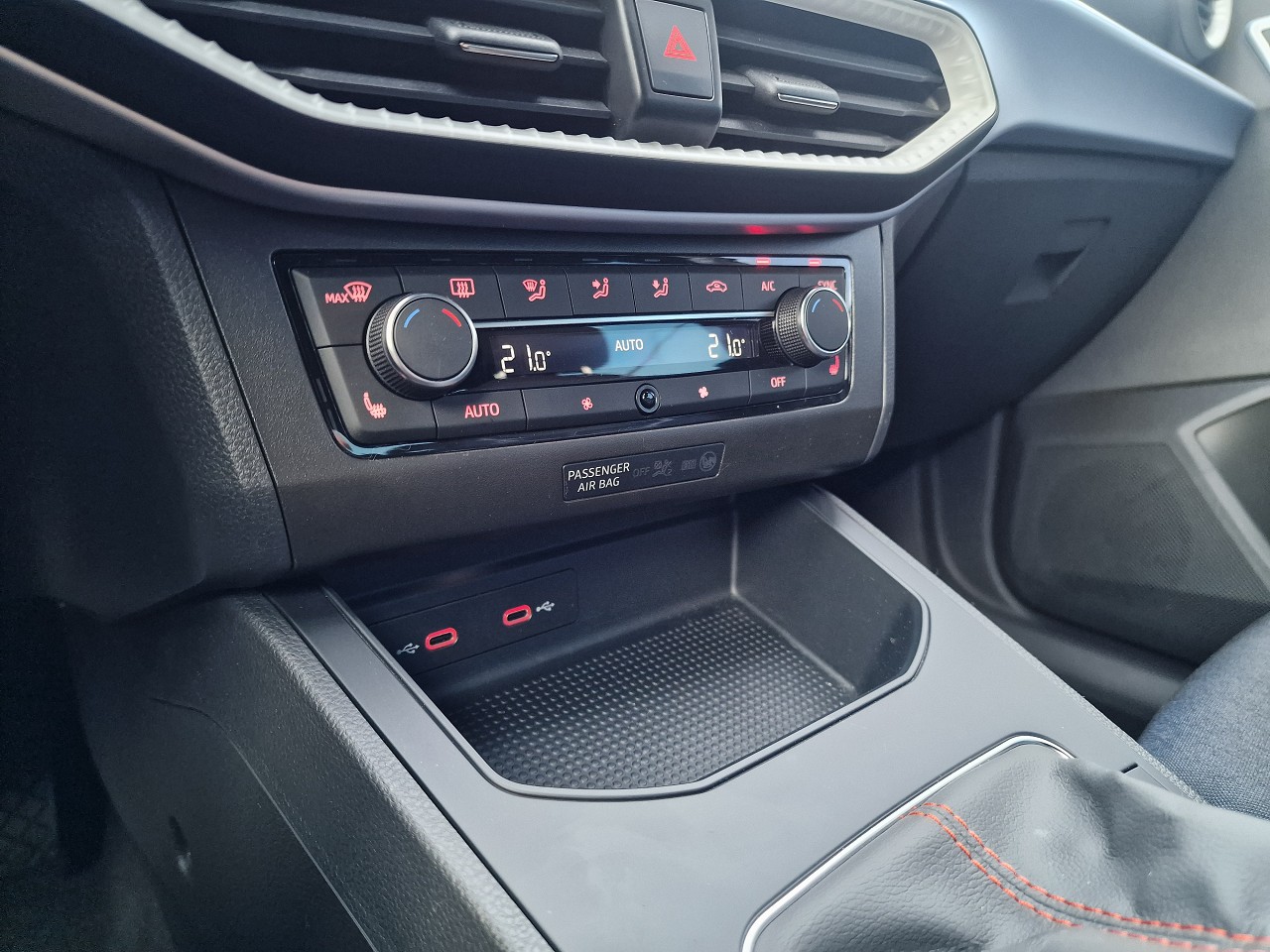 SEAT Ibiza 1.0 EcoTSI FR-image-26