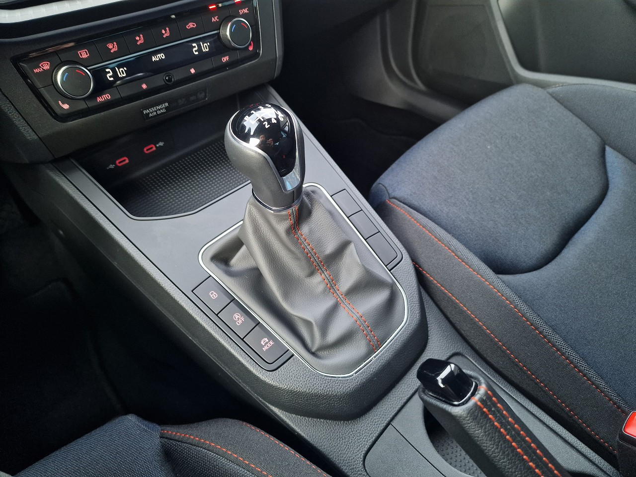 SEAT Ibiza 1.0 EcoTSI FR-image-27
