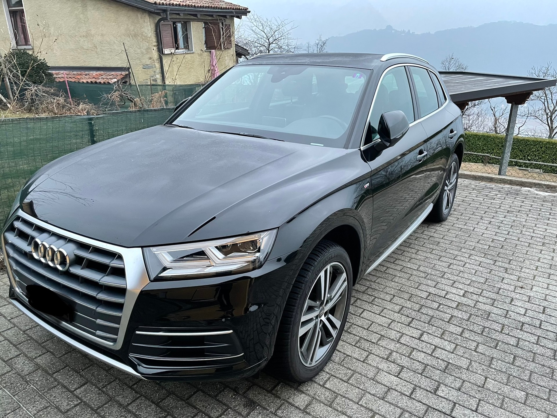 AUDI Q5 40 TDI sport quattro S-tronic-image-4