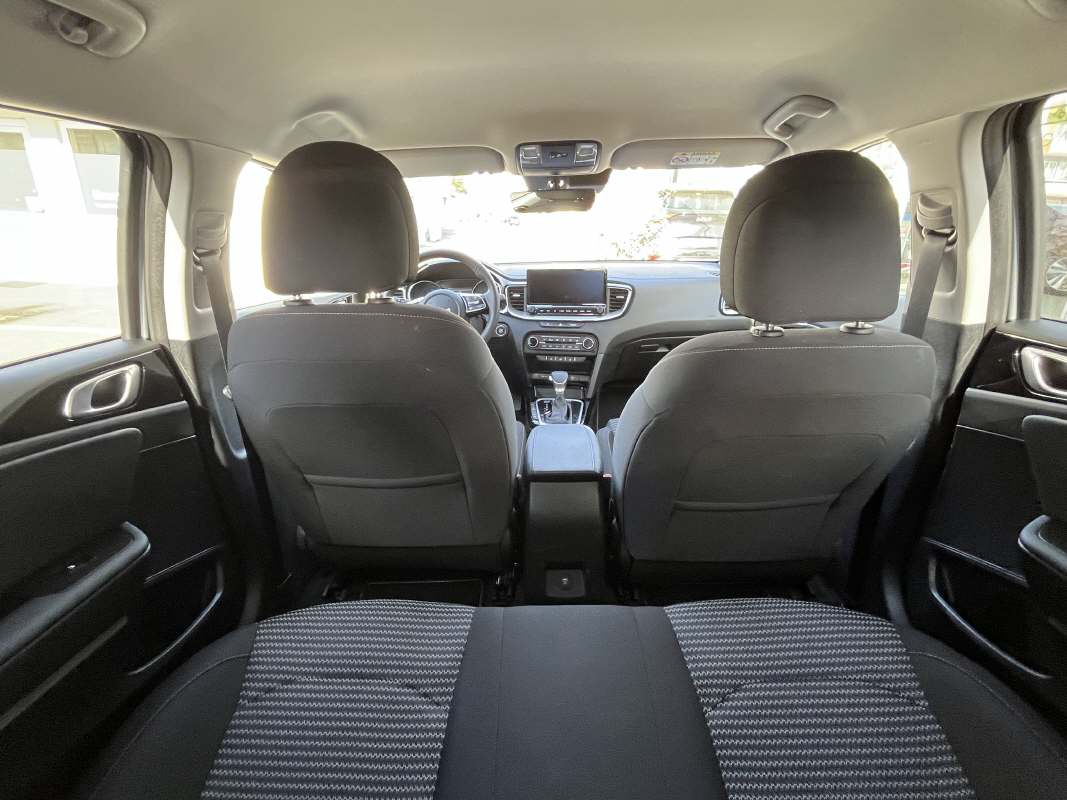 KIA Ceed SW 1.5 T-GDi Power +-image-5
