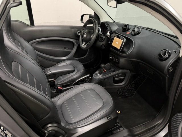SMART fortwo Cabrio Brabus Style 110 twinmatic-image-22