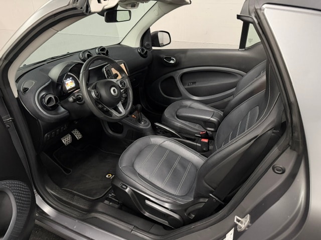 SMART fortwo Cabrio Brabus Style 110 twinmatic-image-19