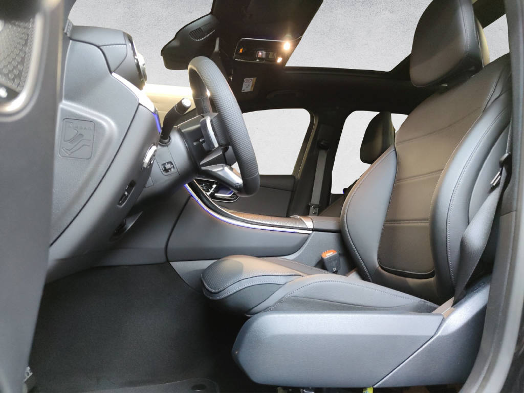 MERCEDES-BENZ GLC 400 e AMG Line 4Matic EQ Star-image-9