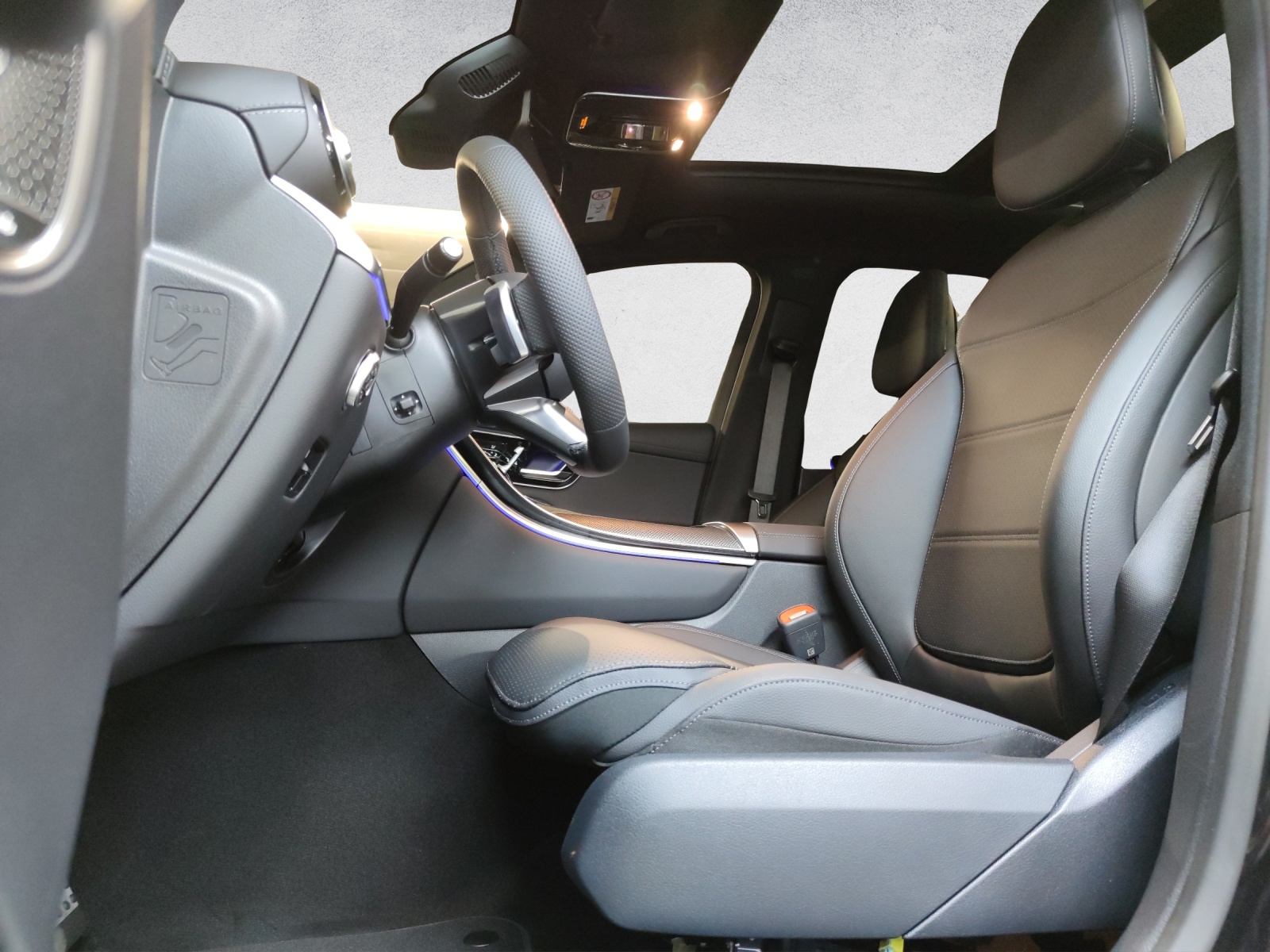MERCEDES-BENZ GLC 400 e AMG Line 4Matic EQ Star-image-10