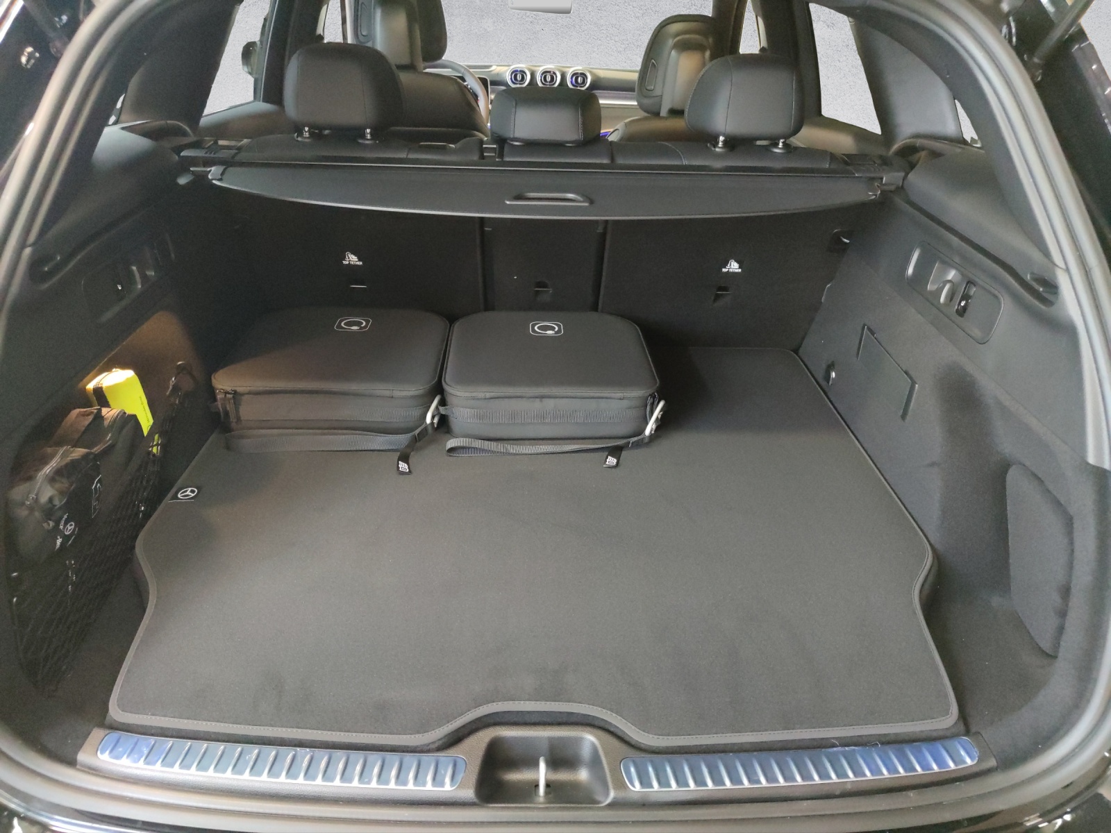 MERCEDES-BENZ GLC 400 e AMG Line 4Matic EQ Star-image-8