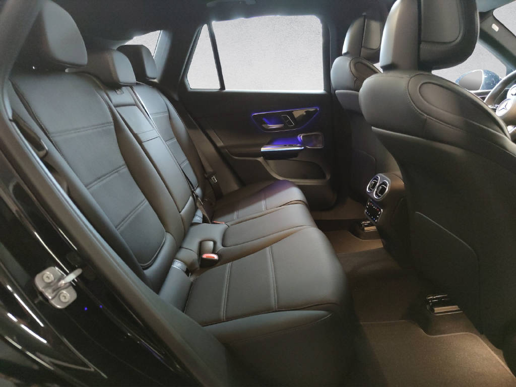 MERCEDES-BENZ GLC 400 e AMG Line 4Matic EQ Star-image-12