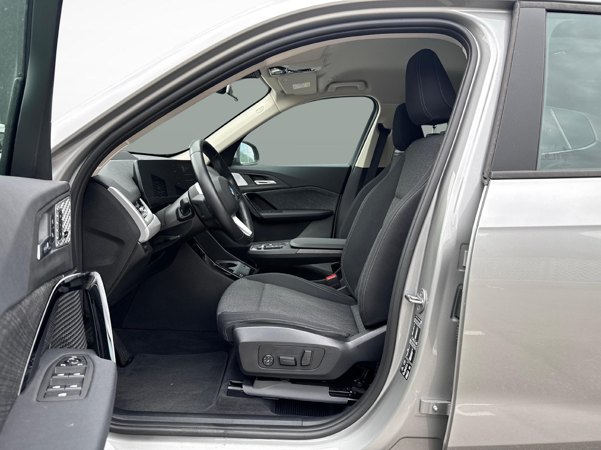 BMW X1 20d xDrive paddles-image-10